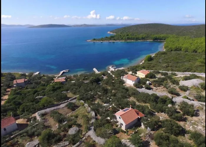 Robizonska Kuca Jure Nyaraló *